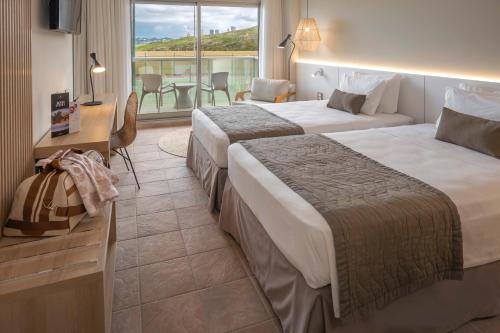 Apartamento Prime con vistas laterales al mar del hotel Serhs Natal Grand and Resort