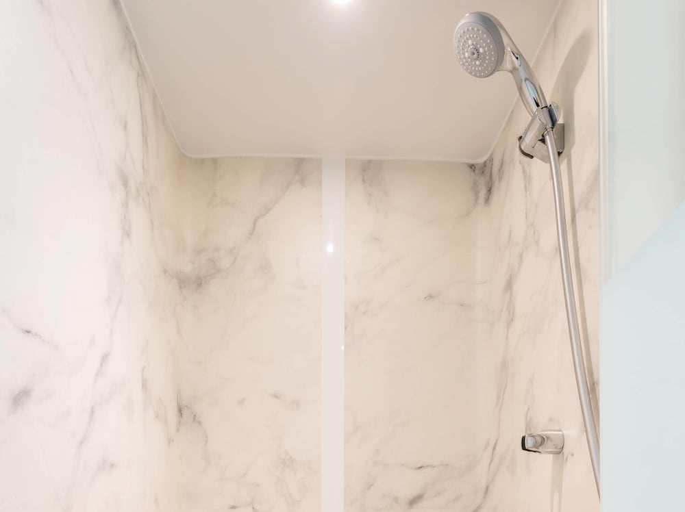 Acogedora, moderna y cómoda con dos camas mullidas, un cuarto de baño funcional del hotel Ibis Budget Calama. Foto 4