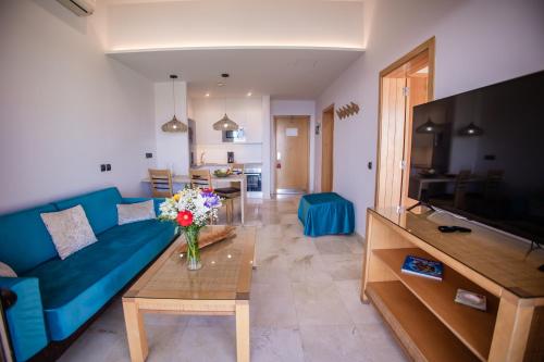 Top Floor Premium Apartment with Sea View del hotel Serenity Amadores. Foto 2