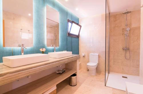 Top Floor Premium Apartment with Sea View del hotel Serenity Amadores. Foto 5