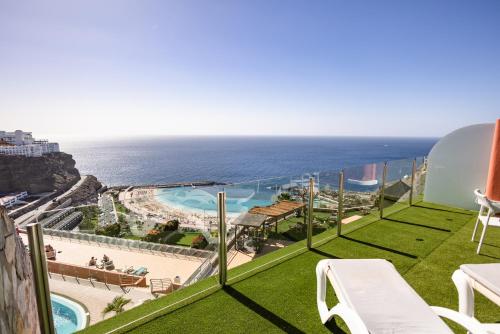 Top Floor Premium Apartment with Sea View del hotel Serenity Amadores. Foto 15