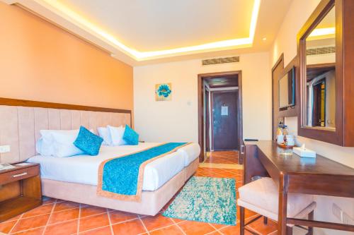 Suite Junior con vistas al mar del hotel Ivy Cyrene Sharm Resort