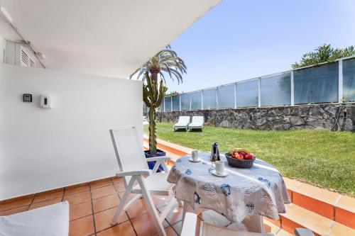 Apartamento de 1 dormitorio con vistas al jardín del hotel El Capricho. Foto 8