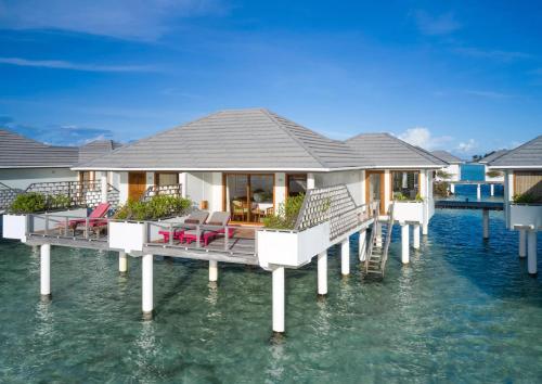 Water Villa - 50% off domestic transfers for stays of 7+ nights (book from 23 Mar, stay until 30 Sep) del hotel Villa Park Sun Island Resort. Foto 3