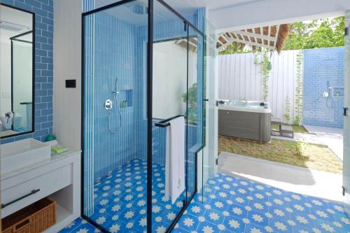 Deluxe Beach Pool Villa - 50% off domestic transfers for stays of 7+ nights (book from 23 Mar, stay until 30 Sep) del hotel Villa Park Sun Island Resort