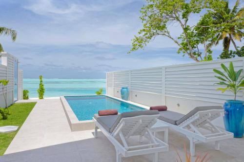 Deluxe Beach Pool Villa - 50% off domestic transfers for stays of 7+ nights (book from 23 Mar, stay until 30 Sep) del hotel Villa Park Sun Island Resort. Foto 2