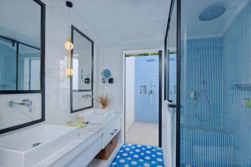 Two Bedroom Beach Pool Villa - 50% off domestic transfers for stays of 7+ nights (book from 23 Mar, stay until 30 Sep) del hotel Villa Park Sun Island Resort. Foto 2