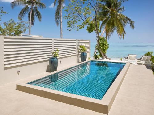 Two Bedroom Beach Pool Villa - 50% off domestic transfers for stays of 7+ nights (book from 23 Mar, stay until 30 Sep) del hotel Villa Park Sun Island Resort. Foto 3
