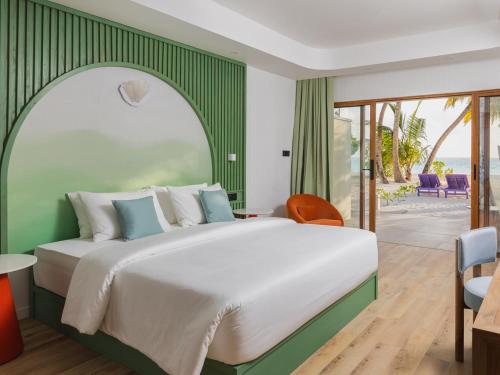 Sunset Deluxe Beach Villa - 50% off domestic transfers for stays of 7+ nights (book from 23 Mar, stay until 30 Sep) del hotel Villa Park Sun Island Resort. Foto 4