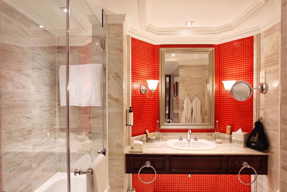 ALA OPERA, HABITACIÓN PREMIUM, CAMAS TWIN del hotel Sofitel Legend Metropole Hanoi. Foto 7