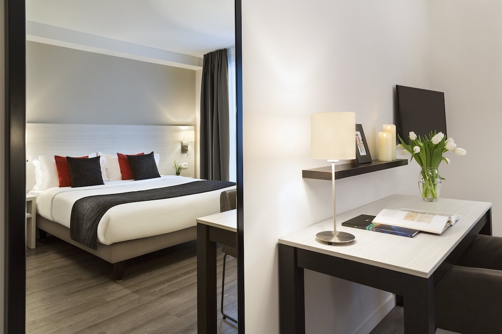 Estudio del hotel Citadines Montmartre Paris. Foto 5