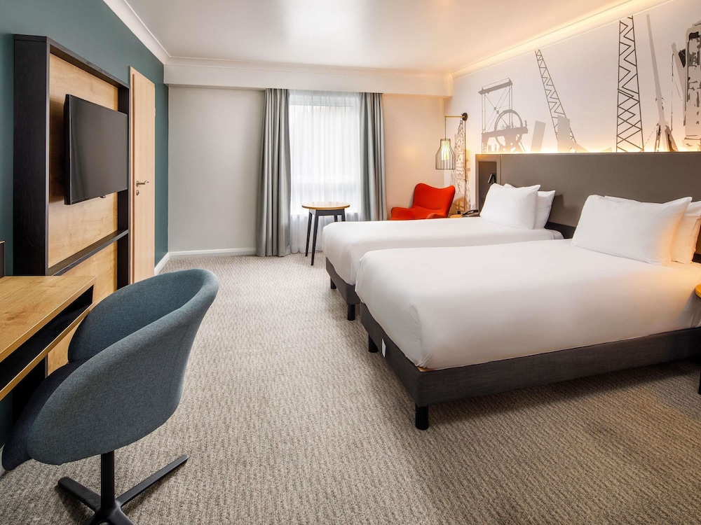 Habitación Clásica - 2 camas individuales del hotel Mercure Cardiff North. Foto 2