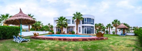 Deluxe 5 Bedroom Villa With Private Pool del hotel Pickalbatros Golf Beach Resort - All Inclusive