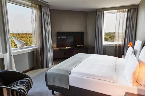 Suite Presidencial del hotel Steigenberger Airport Frankfurt. Foto 2