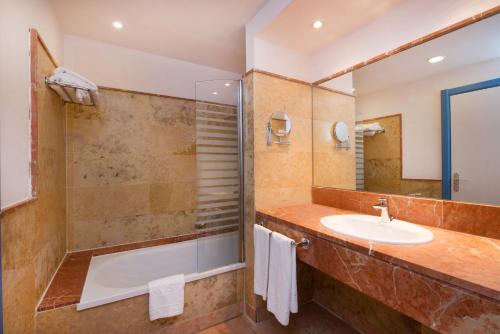 Habitación Individual con vistas al mar del hotel Iberostar Playa Gaviotas. Foto 3