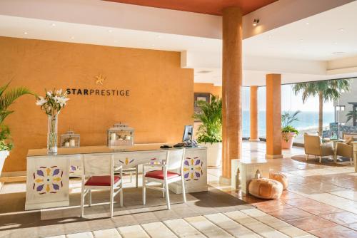 Habitación Doble Star Prestige con vistas al mar y acceso al salón executive del hotel Iberostar Playa Gaviotas. Foto 8