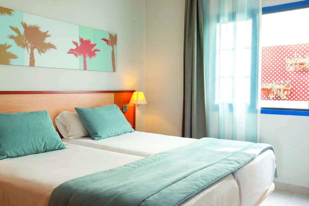 Apartamento 2 dormitorios , Balcón o Terraza del hotel Grupotel Cinco Plazas. Foto 1