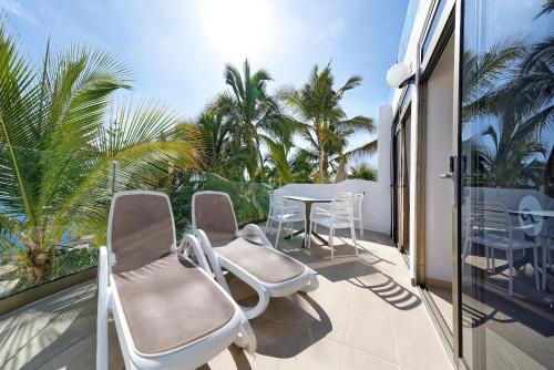 Classic One Bedroom Apartment with Balcony and Limited Sea View del hotel Servatur Altamar. Foto 8
