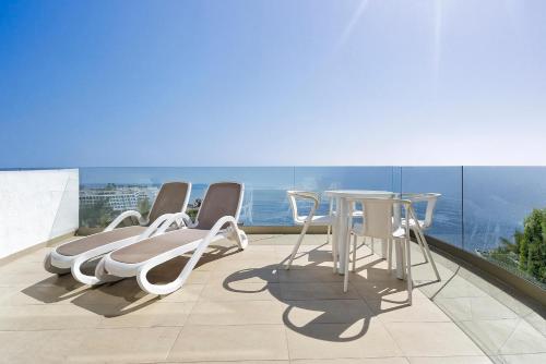 Apartamento Clásico de 1 dormitorio con balcón y vistas al mar del hotel Servatur Altamar. Foto 14