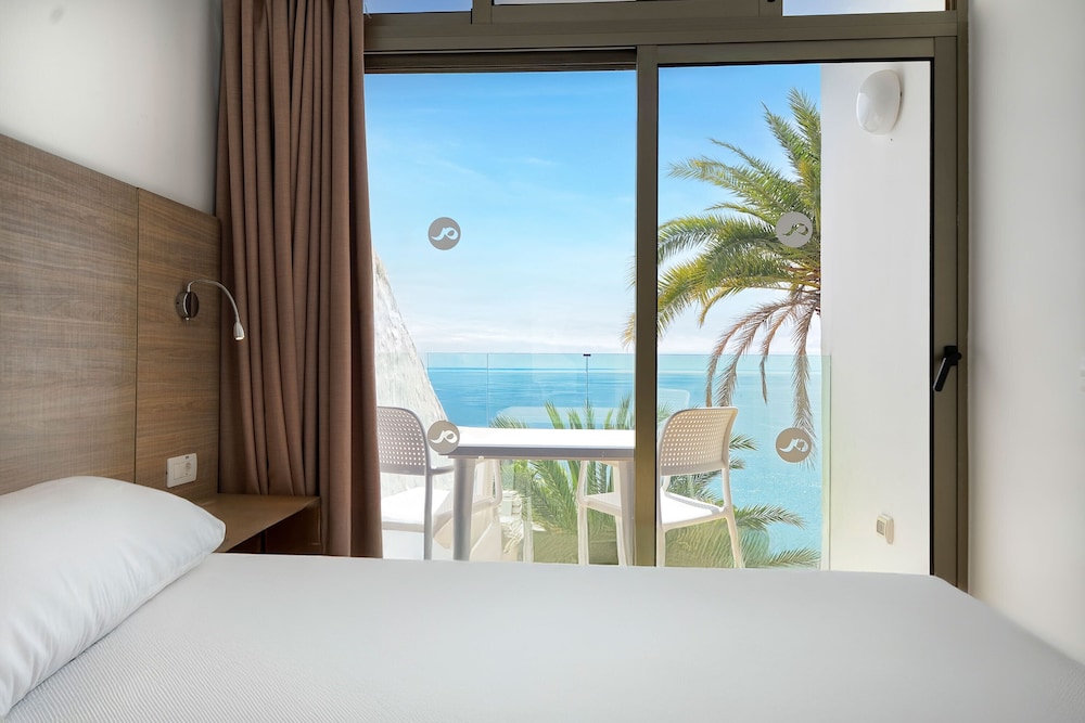 Apartamento clásico, 2 habitaciones, balcón, vistas al mar del hotel Servatur Altamar