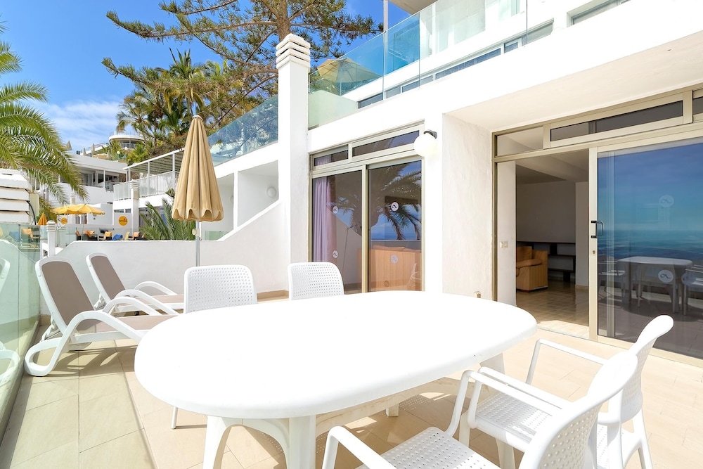 Apartamento clásico, 2 habitaciones, balcón, vistas al mar del hotel Servatur Altamar. Foto 13