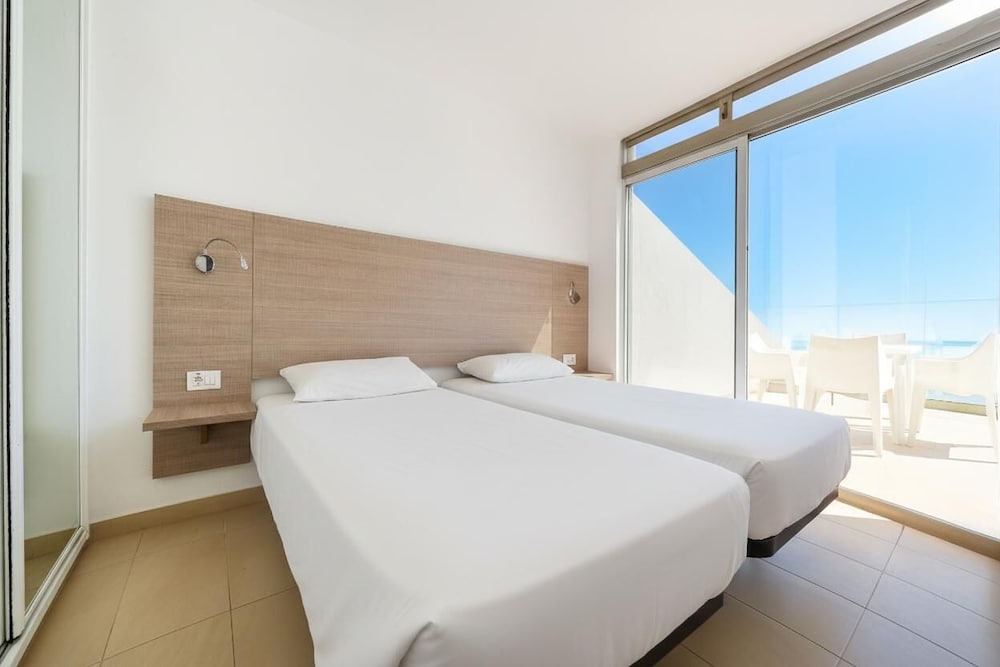 Apartamento clásico, 1 habitación, vistas al mar (high floor) del hotel Servatur Altamar. Foto 2