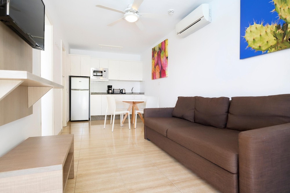 Apartamento Premium, 1 habitación, acceso a la piscina del hotel Servatur Altamar. Foto 5