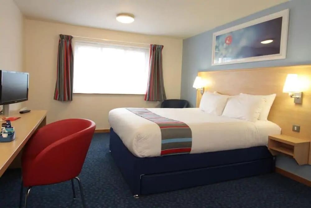 Habitación doble del hotel Travelodge London Docklands. Foto 1