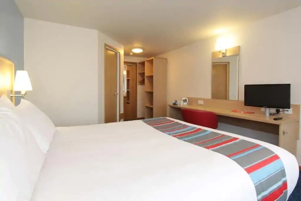 Habitación doble del hotel Travelodge London Docklands. Foto 2