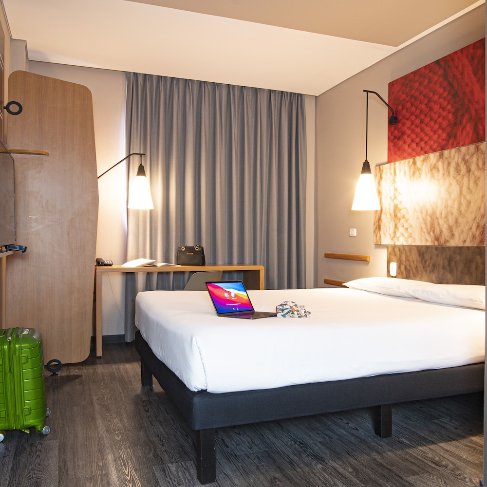 Habitacion Standard con 1 cama doble del hotel Ibis Barranquilla. Foto 3