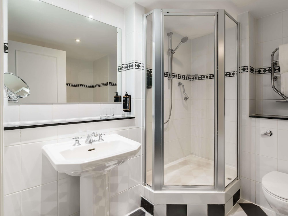 Superior Double or Twin del hotel Mercure Blackburn Dunkenhalgh and Spa. Foto 4