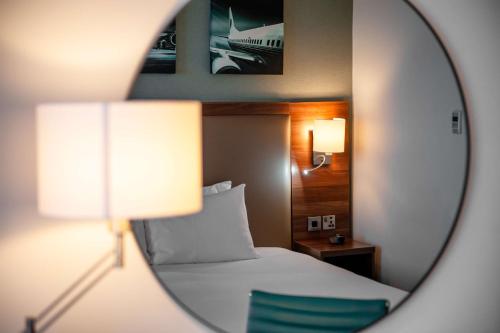 Habitación Doble - 2 camas dobles del hotel Hilton Garden Inn London Heathrow Airport. Foto 2