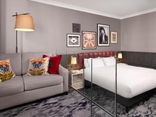 Estudio Trafalgar del hotel The Trafalgar St. James London, Curio Collection By Hilton. Foto 7