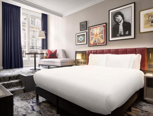 Habitación St James King del hotel The Trafalgar St. James London, Curio Collection By Hilton. Foto 3