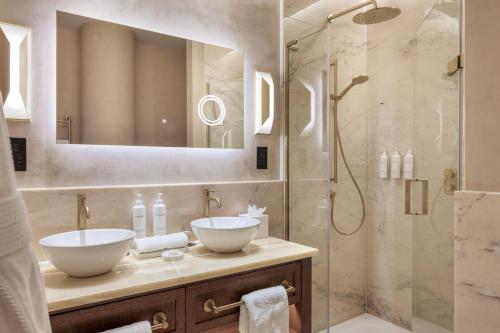 Suite Spring Garden del hotel The Trafalgar St. James London, Curio Collection By Hilton. Foto 4