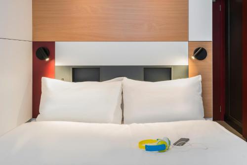Habitación Triple del hotel Ibis Budget Blankenberge. Foto 5