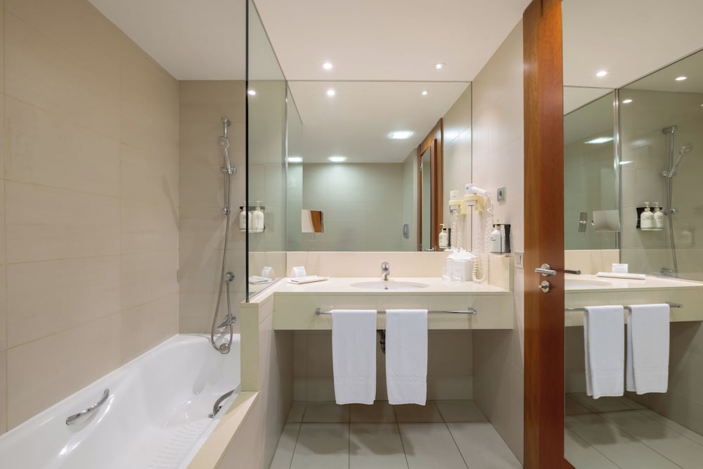 Habitación Triple del hotel Sb Bcn Events. Foto 3
