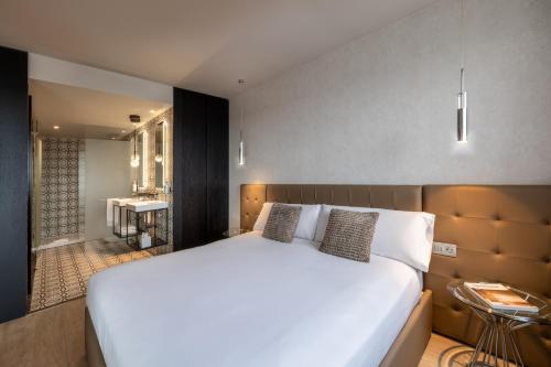 Suite Superior con terraza del hotel Sb Bcn Events. Foto 1