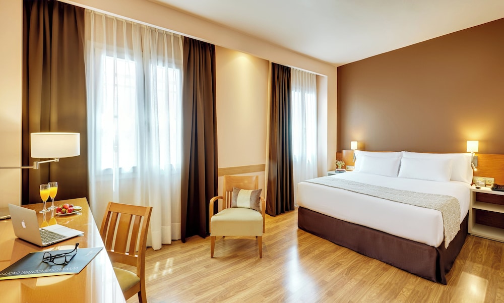 Habitación doble superior del hotel Sercotel Alcalá 611