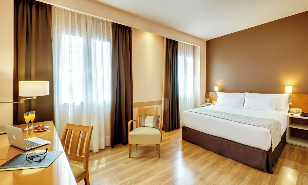 Habitación doble superior del hotel Sercotel Alcalá 611. Foto 10