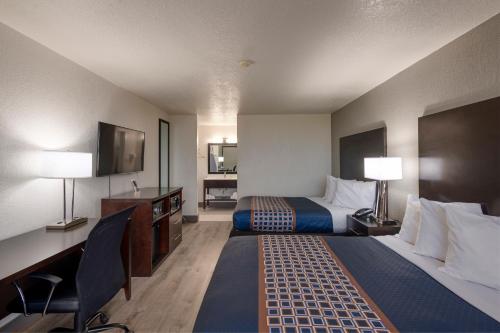 Habitación con 2 camas grandes del hotel Monreale Express International Drive Orlando