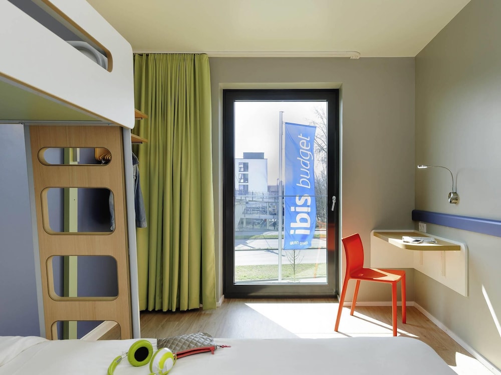 Habitación Doble del hotel Ibis Budget Konstanz. Foto 4
