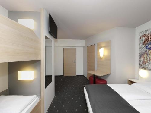Habitación Familiar del hotel Berlin Alexanderplatz. Foto 2