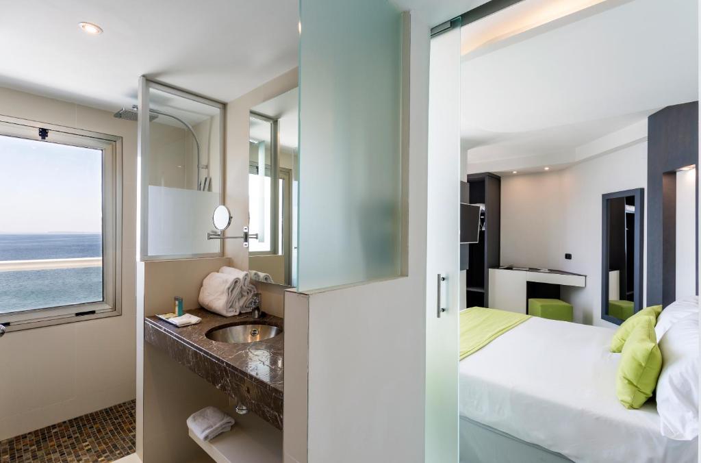 Junior suite del hotel The Ibiza Twiins
