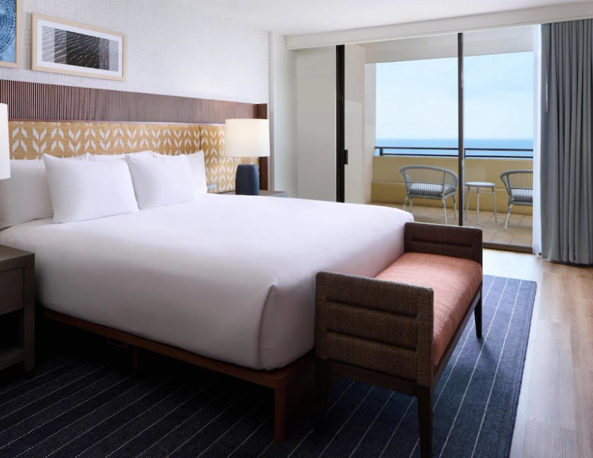 Suite Deluxe, 1 cama de matrimonio grande, vistas al mar (One Bedroom) del hotel Hyatt Regency Waikiki Beach Resort and Spa. Foto 1
