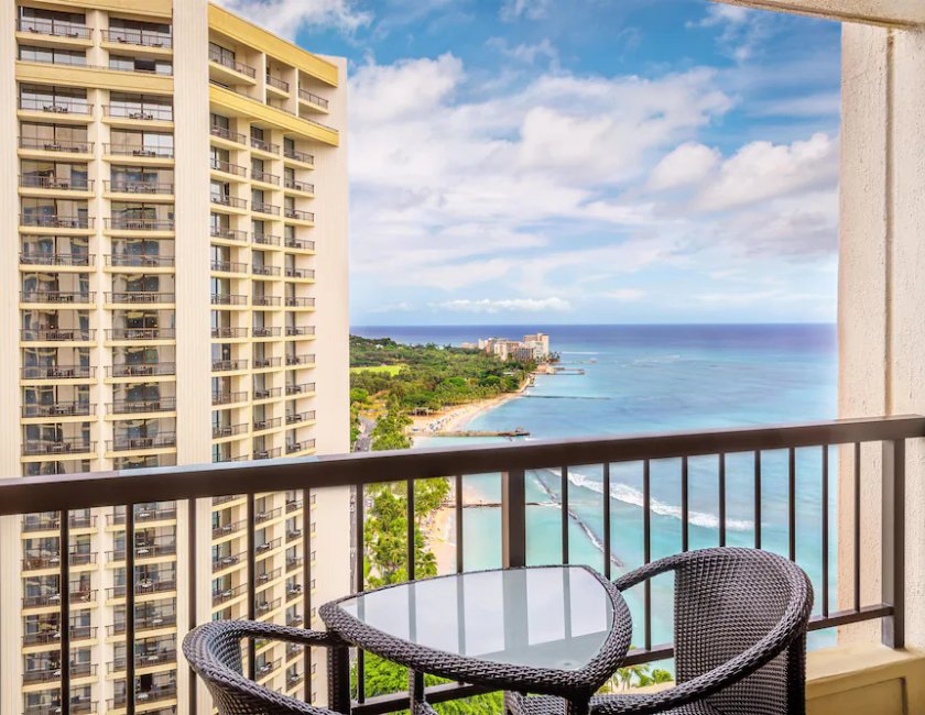 Habitación, 1 cama de matrimonio grande, vistas al mar del hotel Hyatt Regency Waikiki Beach Resort and Spa. Foto 1