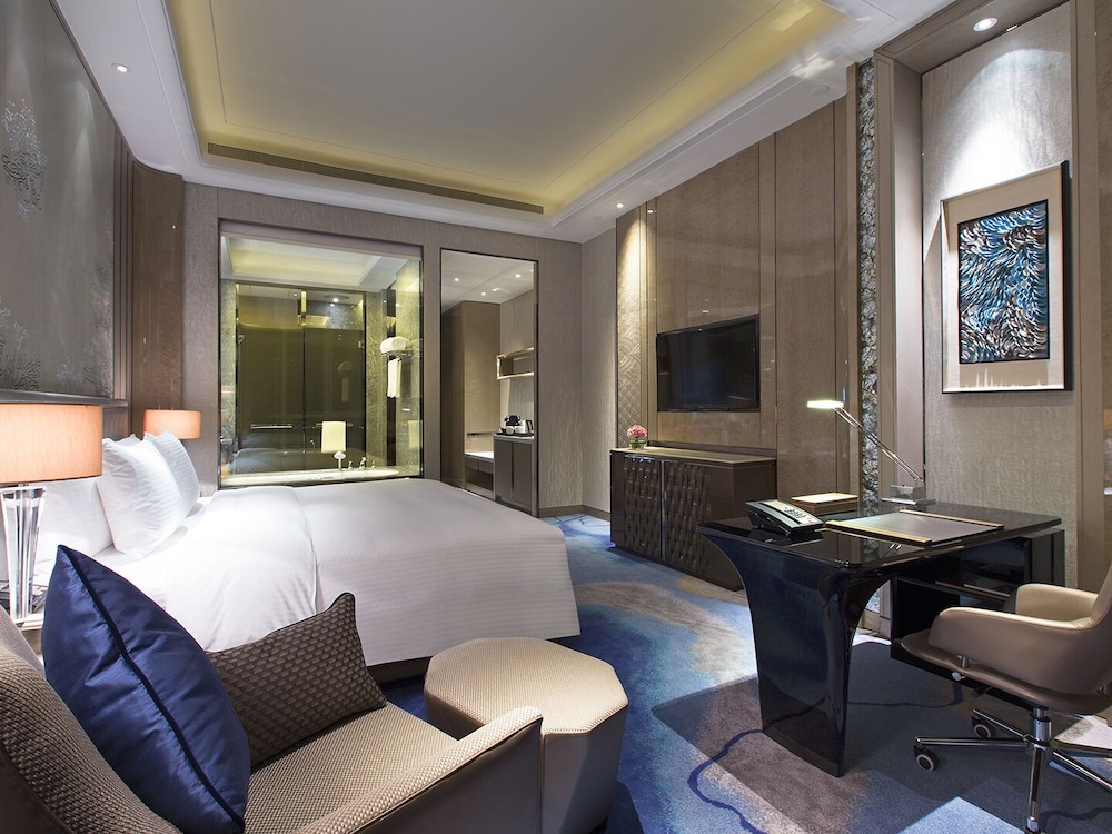 HABITACIÓN DELUXE, Dos Camas Individuales, Piso Alto y Vistas a la Ciudad del hotel Pullman Yantai Center. Foto 5