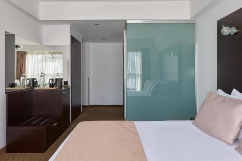 Habitación Doble Grand Superior - 1 o 2 camas del hotel Breeze Boutique. Foto 4