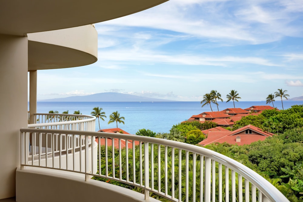 Suite, 1 habitación, vistas parciales al mar (1 cama King) del hotel The Fairmont Kea Lani. Foto 1