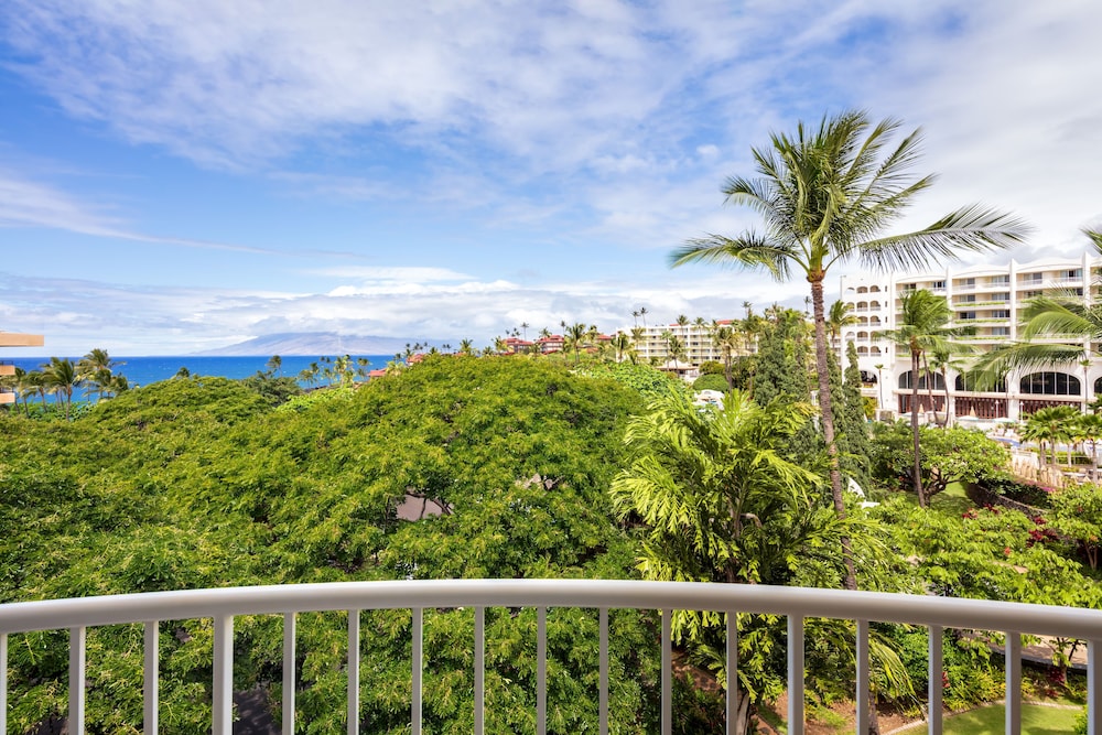 Suite Deluxe, 1 habitación, vistas al mar, esquina (2 camas dobles) del hotel The Fairmont Kea Lani. Foto 4